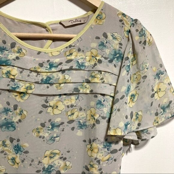 ModCloth Darling Watercolor Floral Flutter Sleeve Retro Dress, Small - Picture 3 of 12